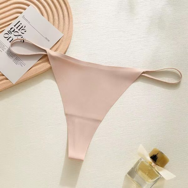 Seamless String