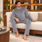 Diamond Pattern Velvet Pyjama - Image 3